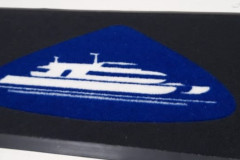 Manal-con-Logo-Barco-y-Bordes